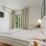 Gloria 2 3* Kukci