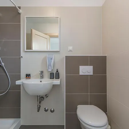 Gloria 2 Otel Kukci